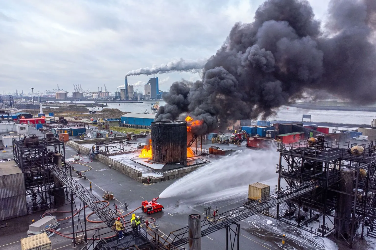High-flow industrial fire monitor system